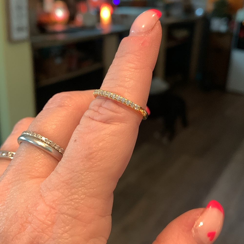 Moissanite Band 0.3cttw Silver, Rose or yellow gold - Picture 9 of 9